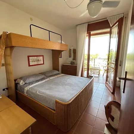 Apartamento Ampio In Centro Con Vista - Parcheggio Gratuito E Wi-fi