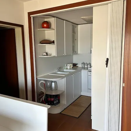 Apartamento Ampio In Centro Con Vista - Parcheggio Gratuito E Wi-fi Lignano Sabbiadoro
